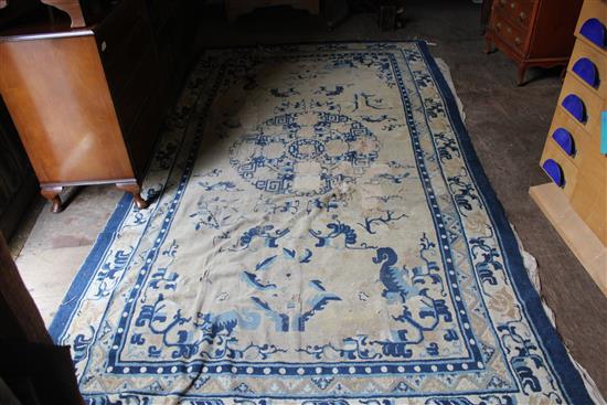 Chinese rug, A/F(-)